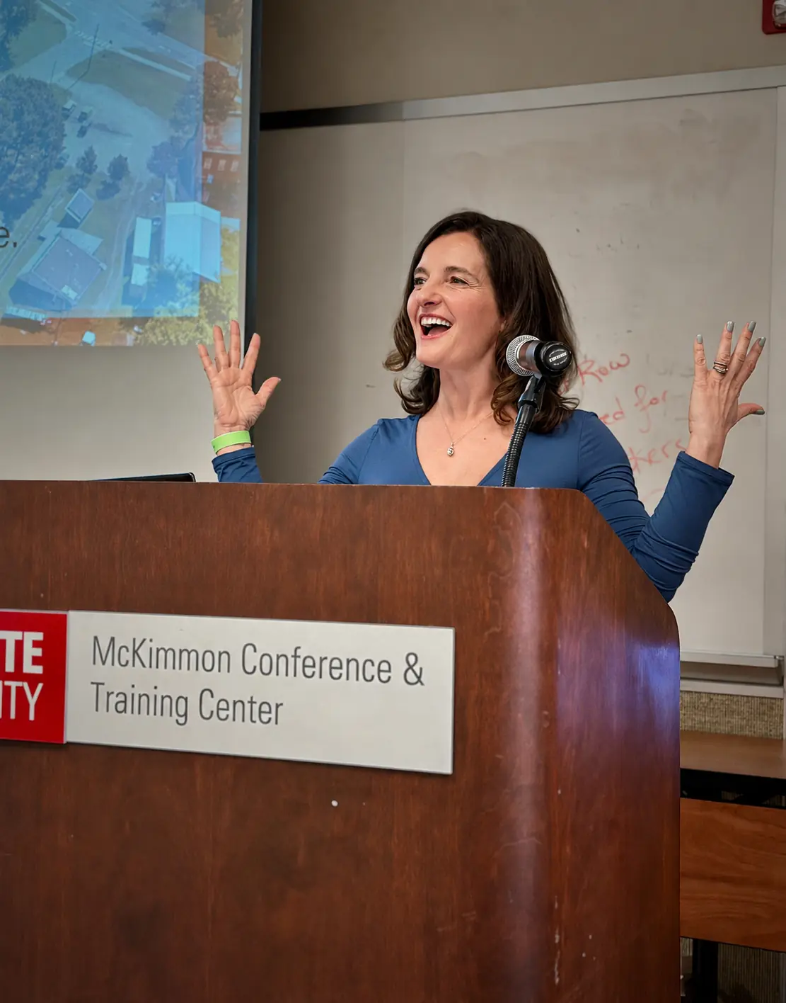 Yoana Nin speaking at the Women's Day Expo keynote